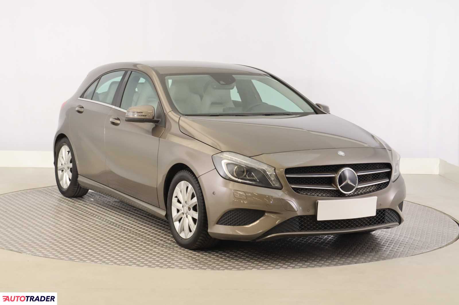 Mercedes A-klasa 2012 1.6 120 KM