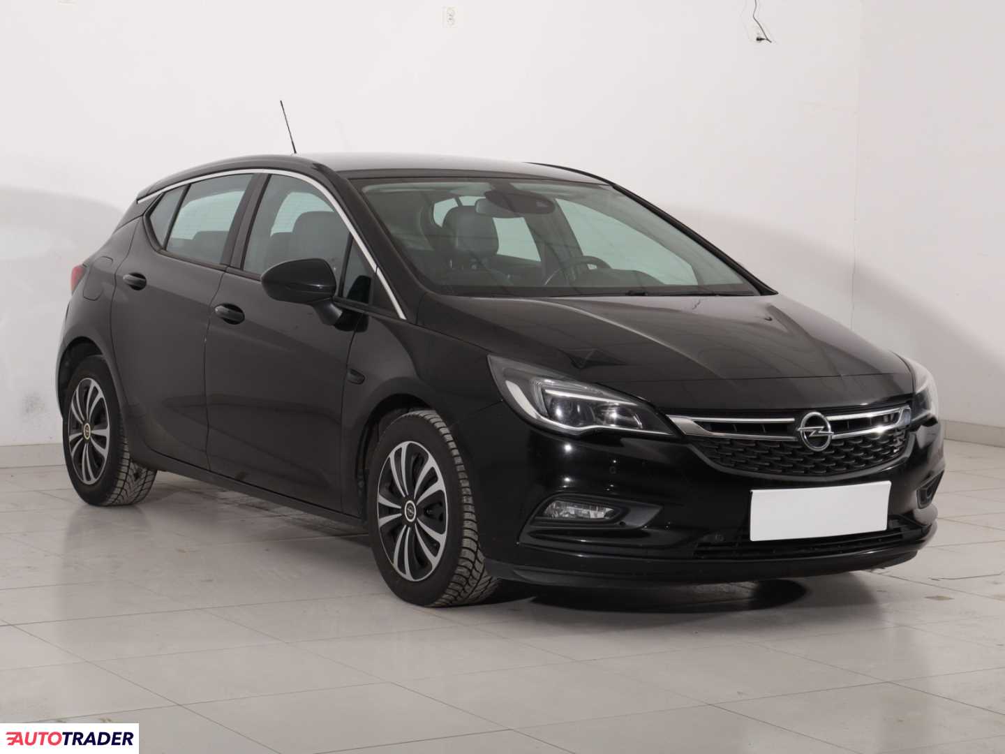 Opel Astra 2017 1.6 134 KM