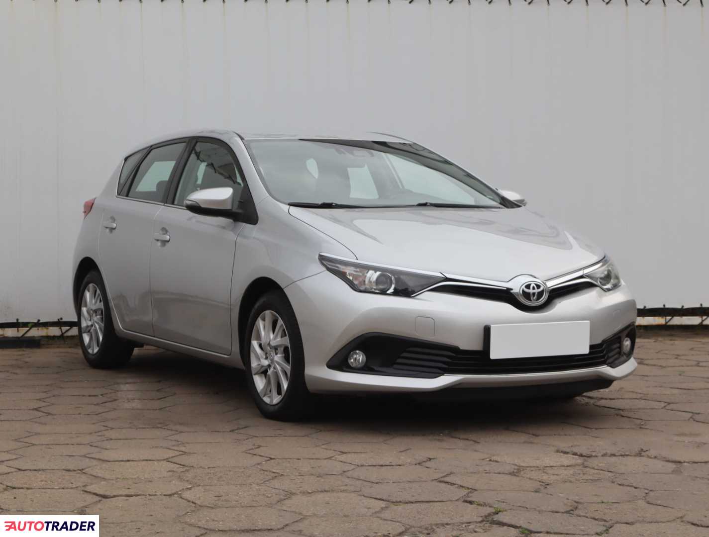 Toyota Auris 2017 1.2 113 KM
