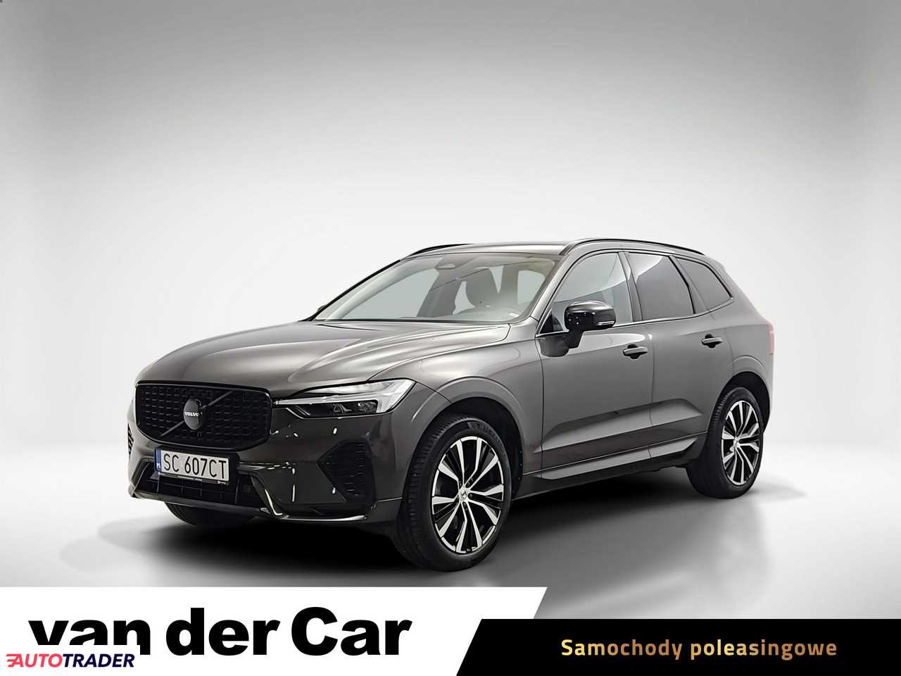 Volvo XC60 2023 2.0 197 KM