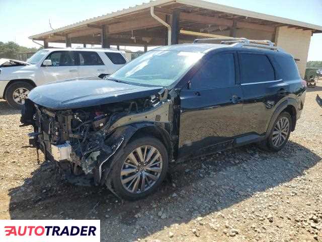 Nissan Pathfinder 2024 3