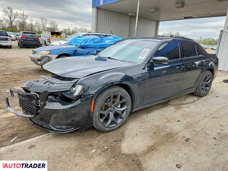 Chrysler 300C 2022 3