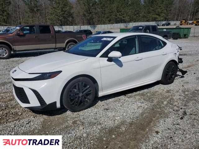 Toyota Camry 2025 2