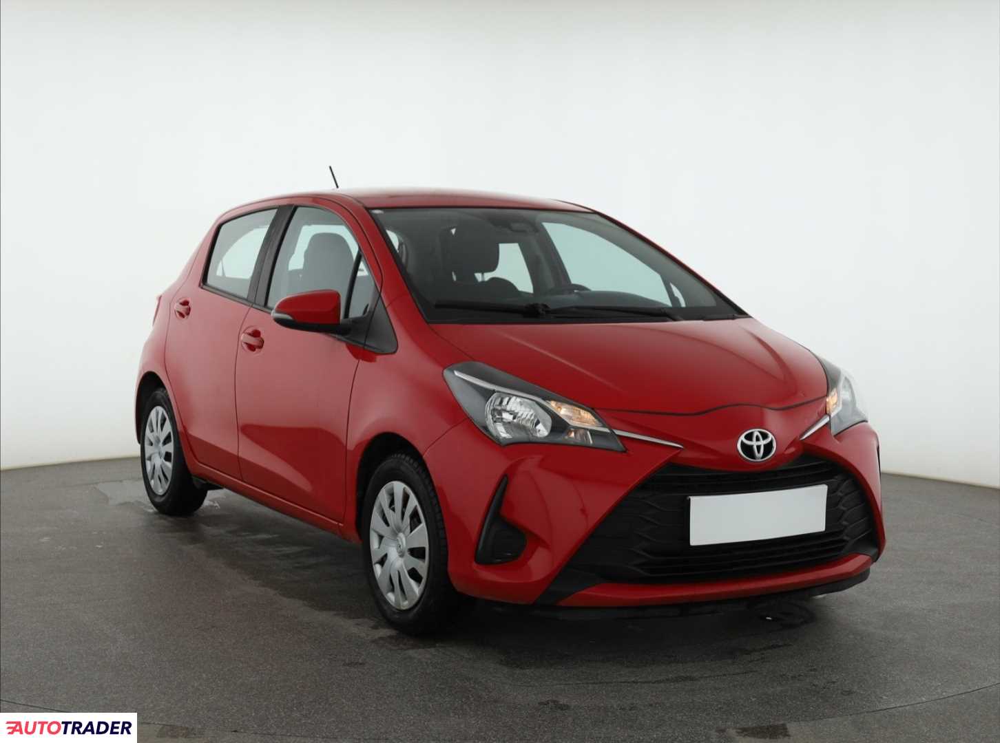 Toyota Yaris 2020 1.0 71 KM