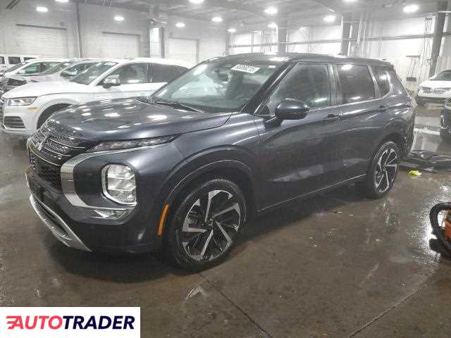 Mitsubishi Outlander 2024 2