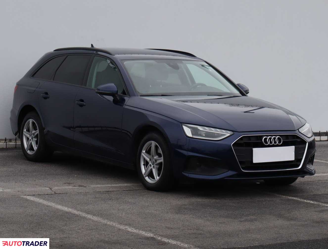 Audi A4 2020 2.0 160 KM