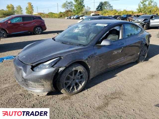 Tesla Model 3 2023