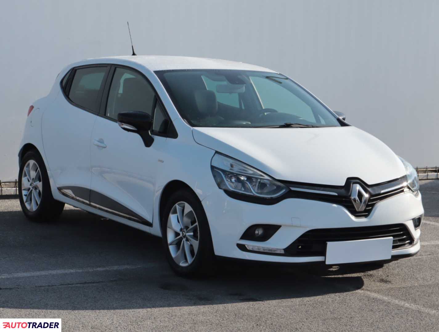 Renault Clio 2016 1.1 72 KM