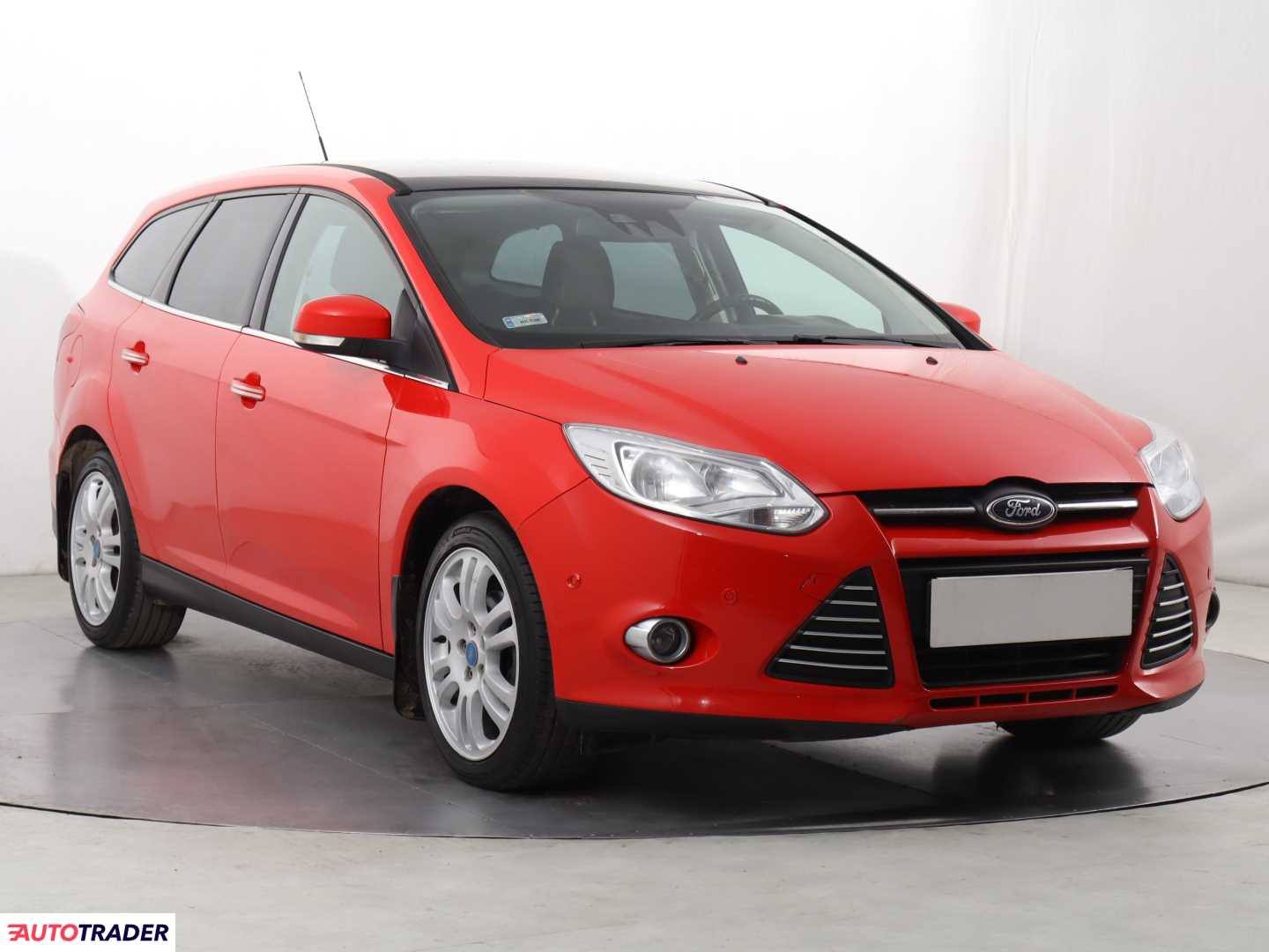 Ford Focus 1.6 93 KM 2013r. (Piaseczno)