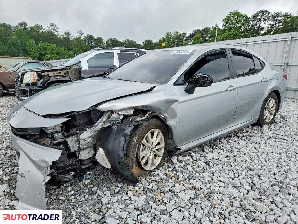 Toyota Camry 2025 2