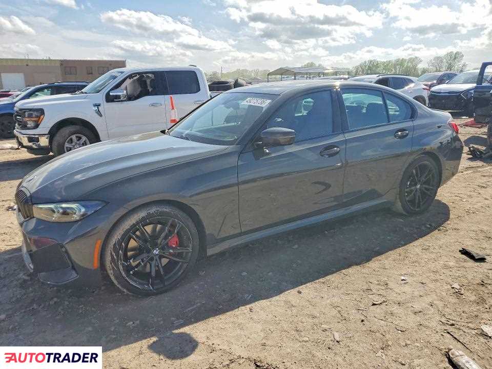 BMW 330 2024 2