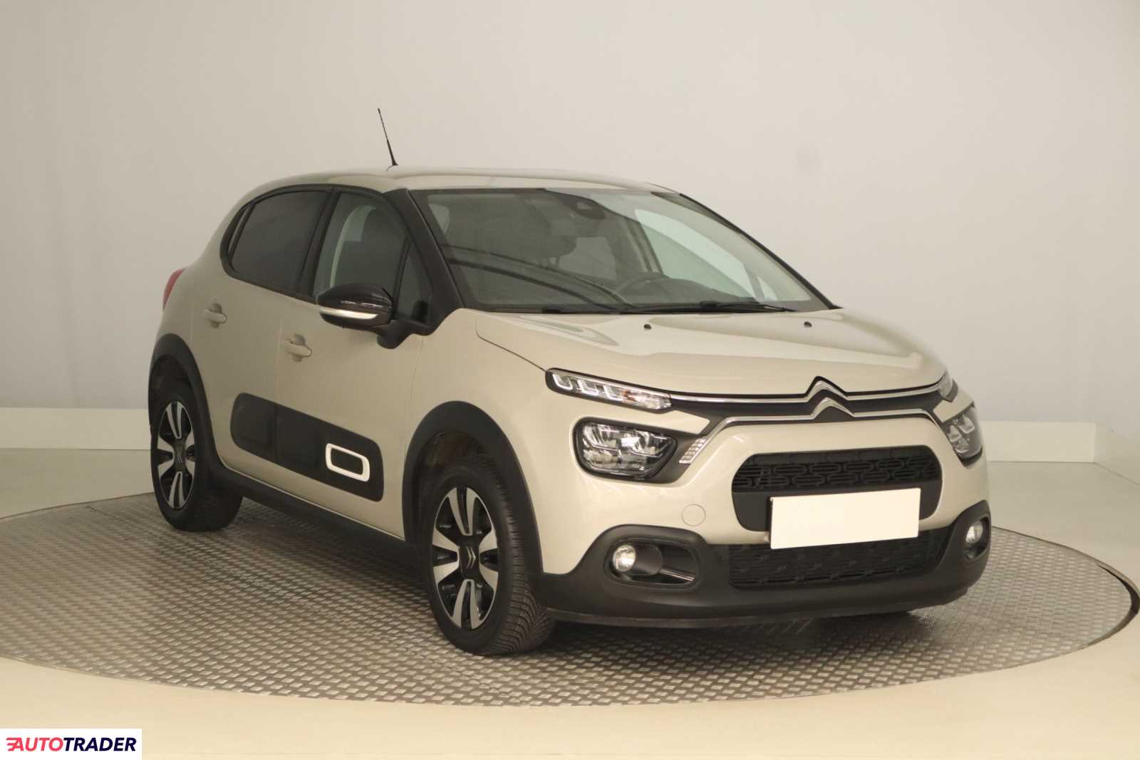 Citroen C3 2024 1.2 81 KM