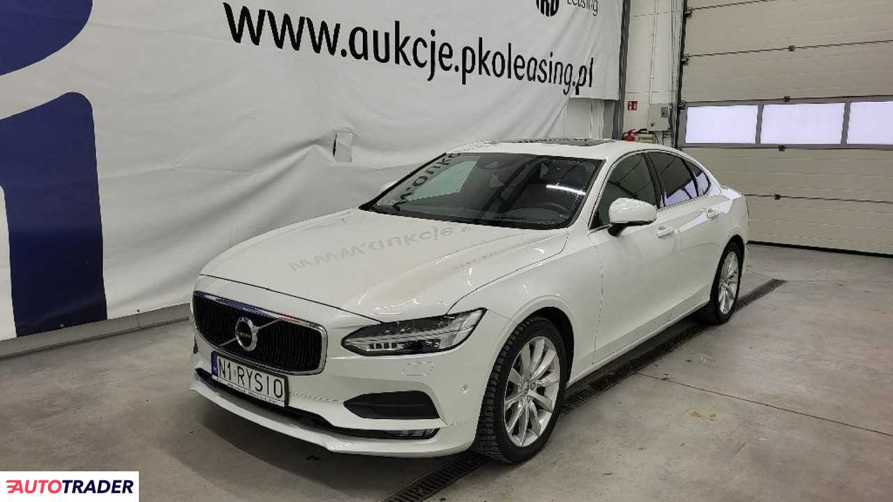 Volvo S90 2017 2.0 190 KM