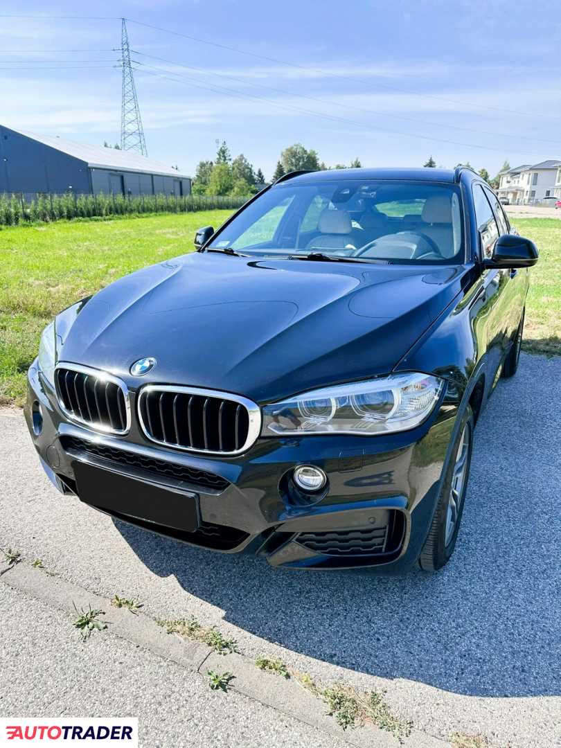 BMW X6 2017 3.0 258 KM