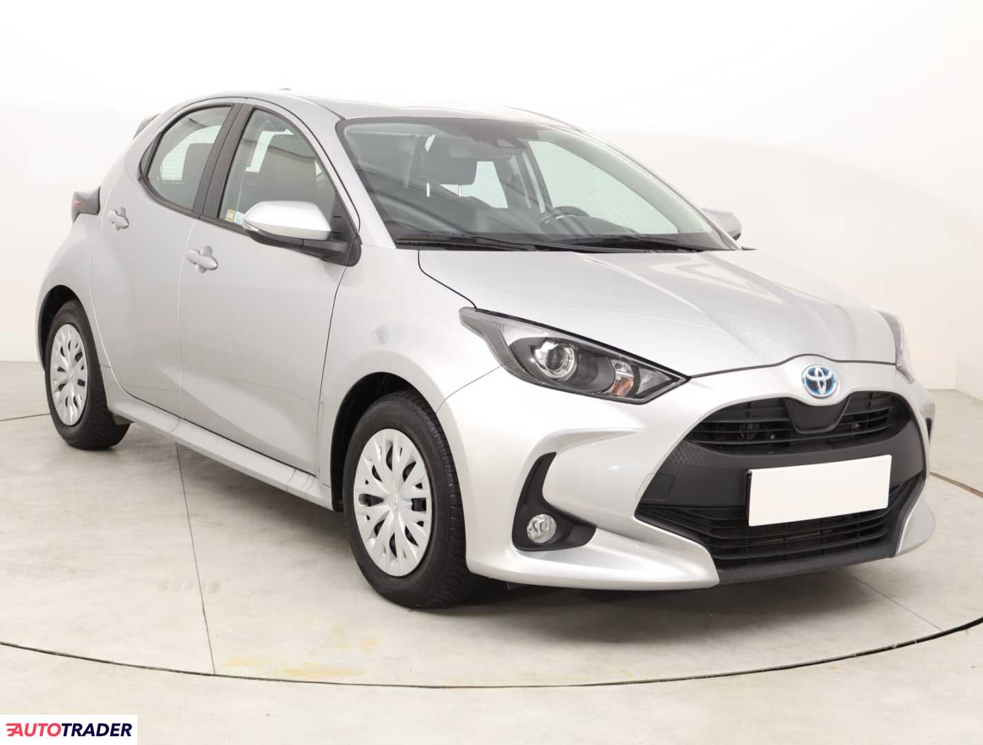 Toyota Yaris 2023 1.5 113 KM