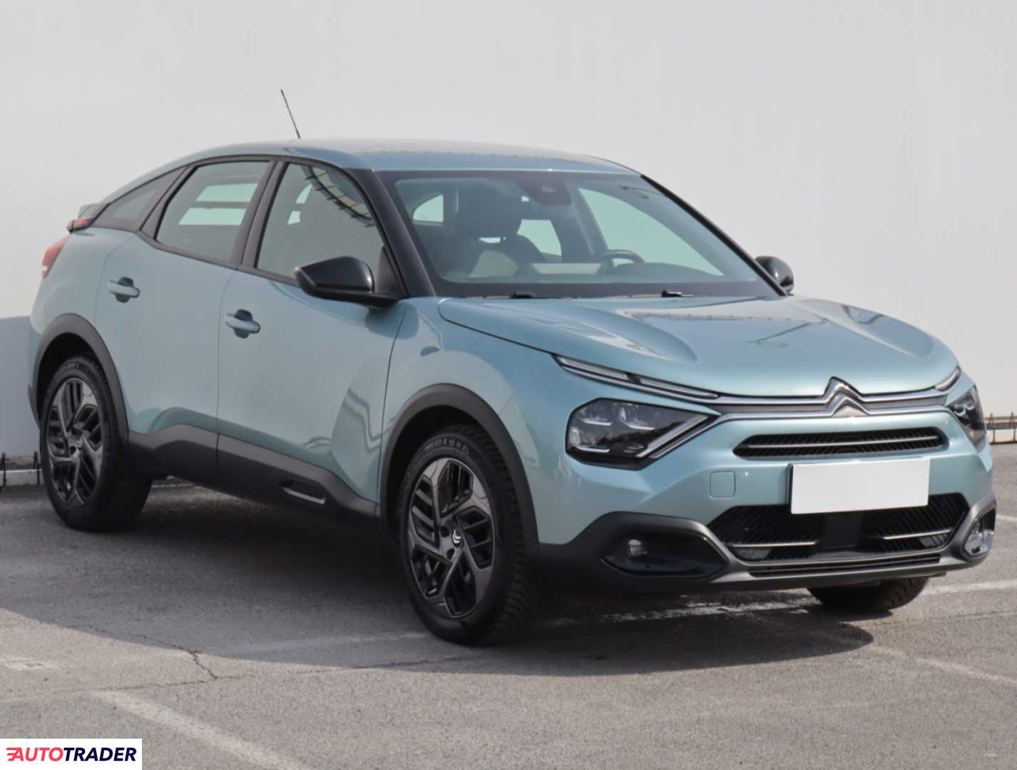 Citroen C4 2023 1.2 128 KM