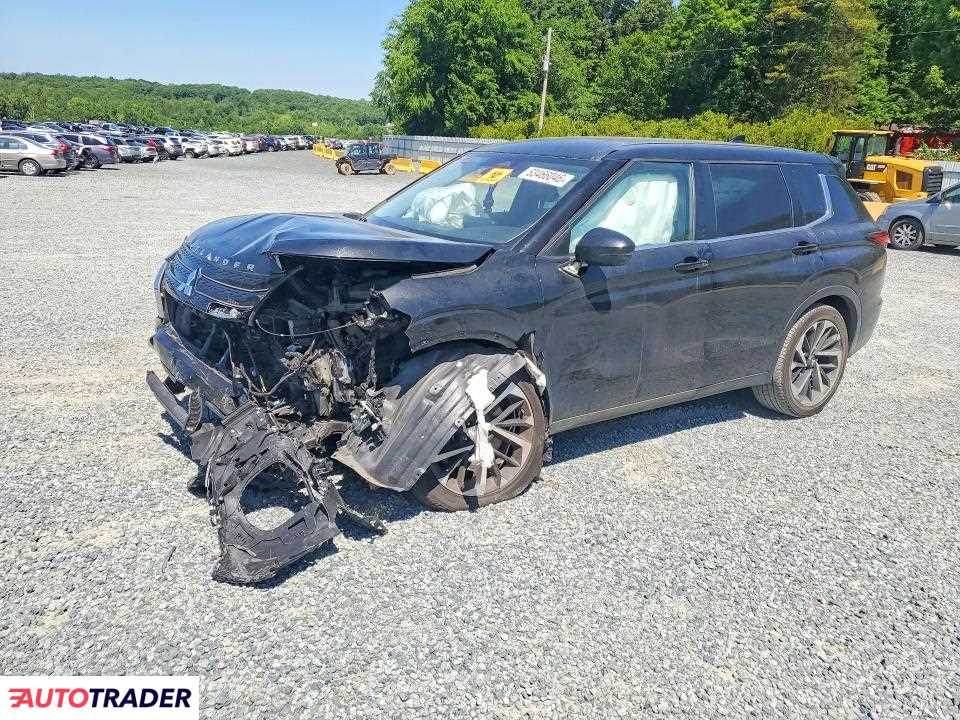Mitsubishi Outlander 2023 2