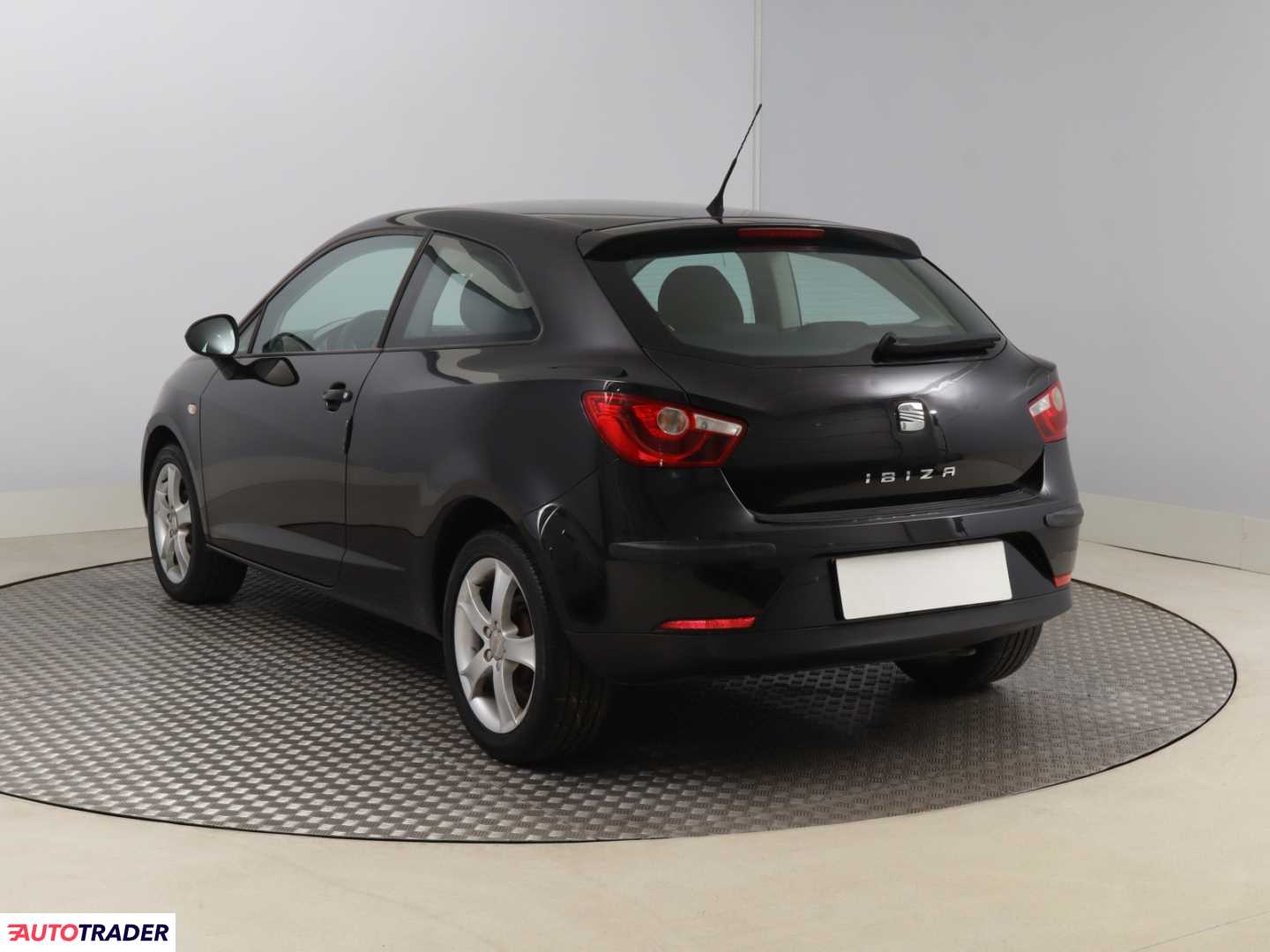 Seat Ibiza 2010 1.4 84 KM