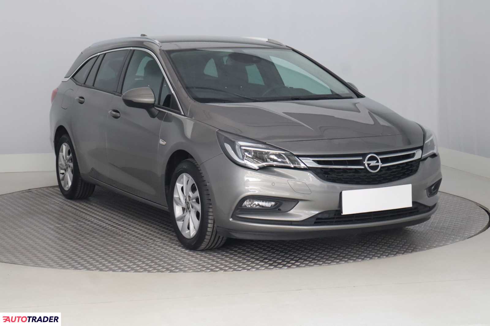 Opel Astra 2017 1.4 147 KM