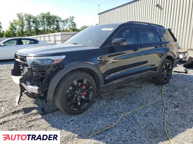 Ford Explorer 2023 3