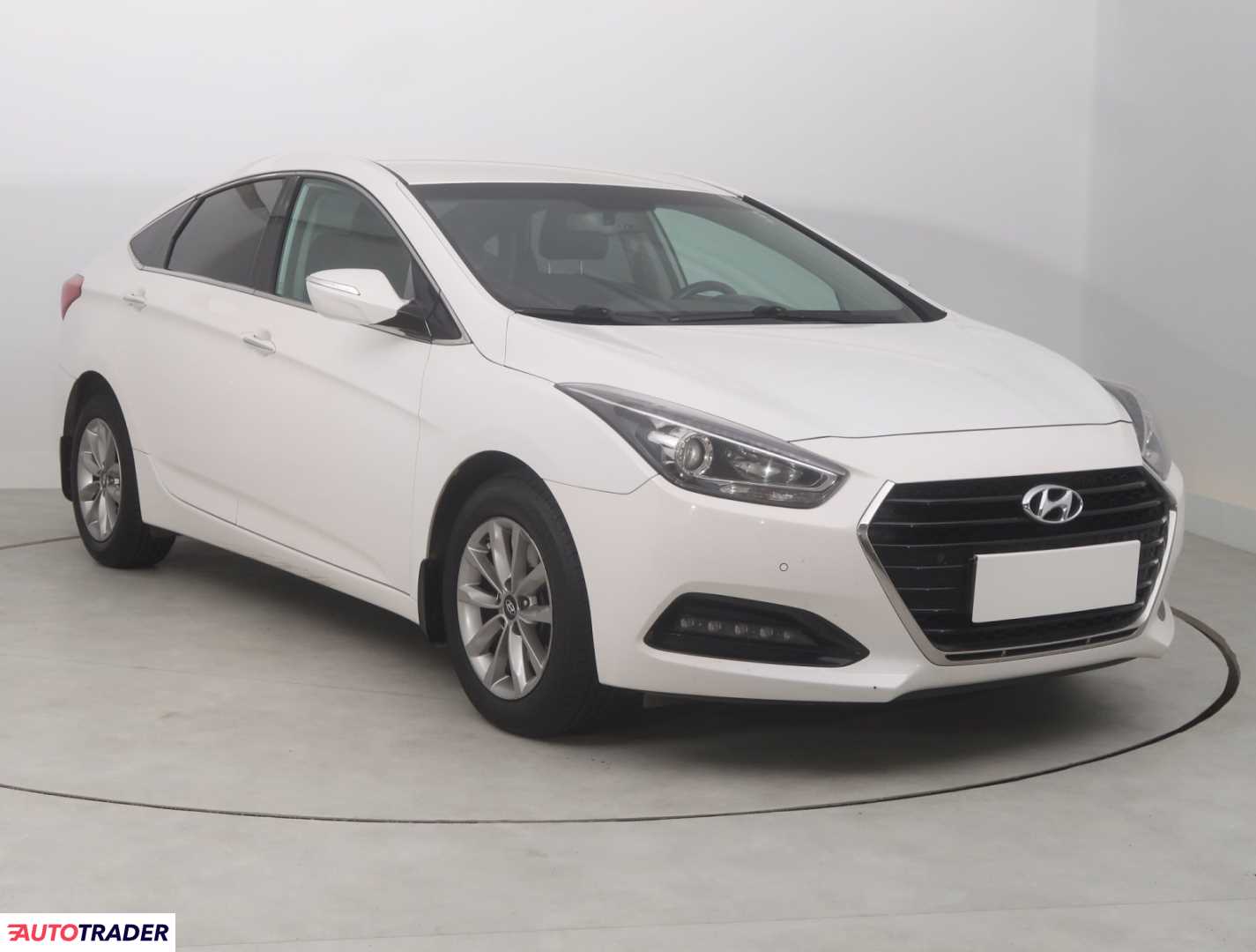 Hyundai i40 2016 1.7 113 KM Hyundai i40 2016 1.7 113 KM