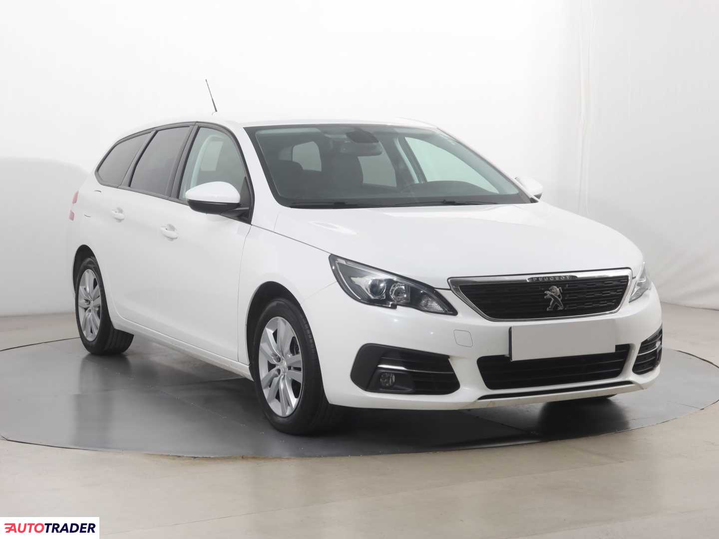 Peugeot 308 2018 1.2 128 KM