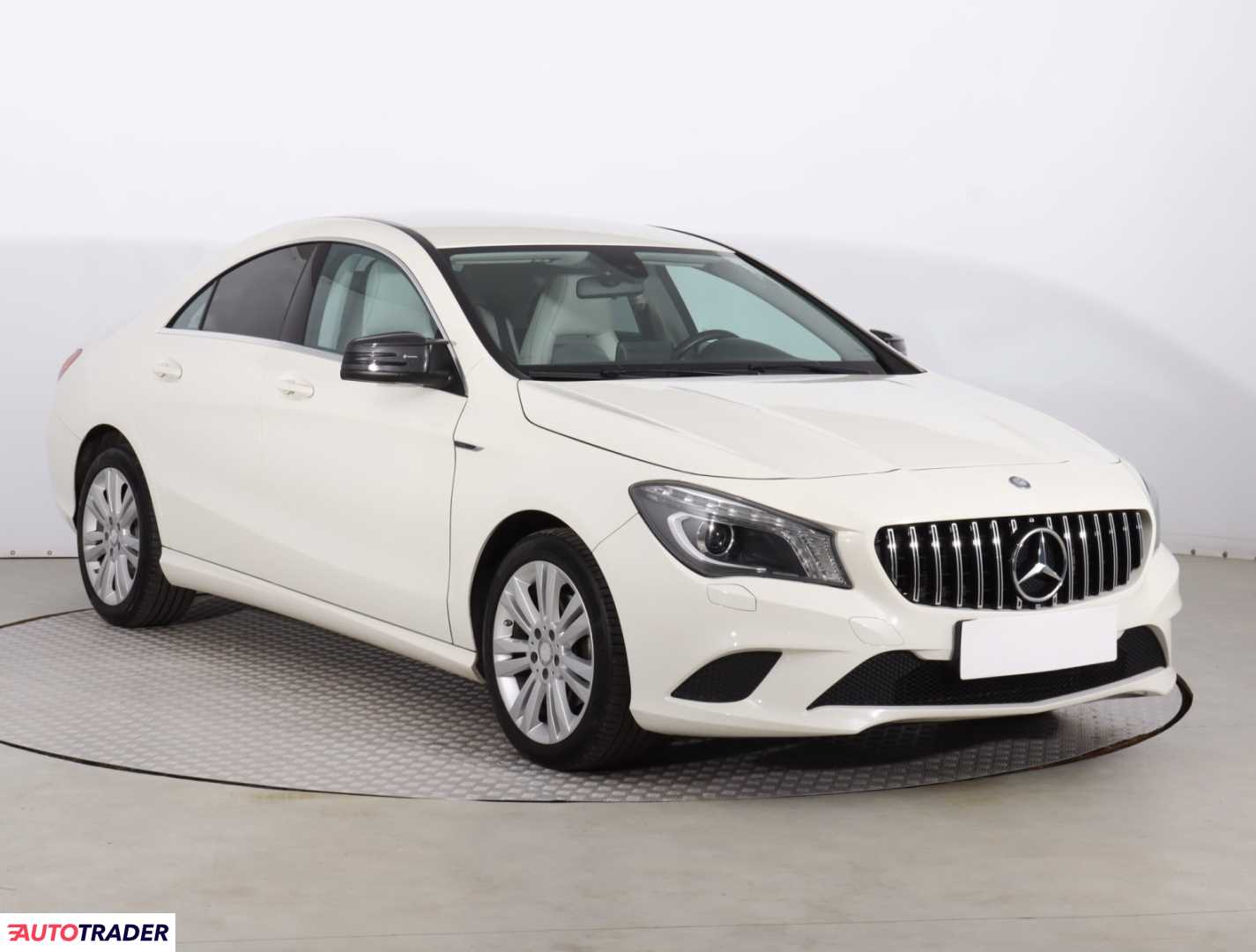 Mercedes Pozostałe 2015 1.6 120 KM Mercedes Pozostałe 2015 1.6 120 KM