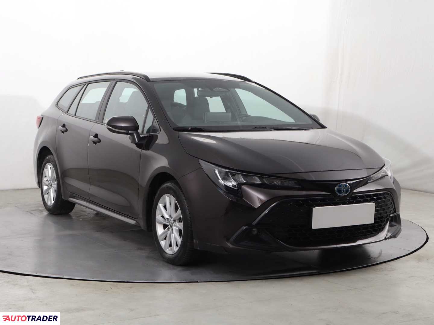 Toyota Corolla 2023 1.8 120 KM