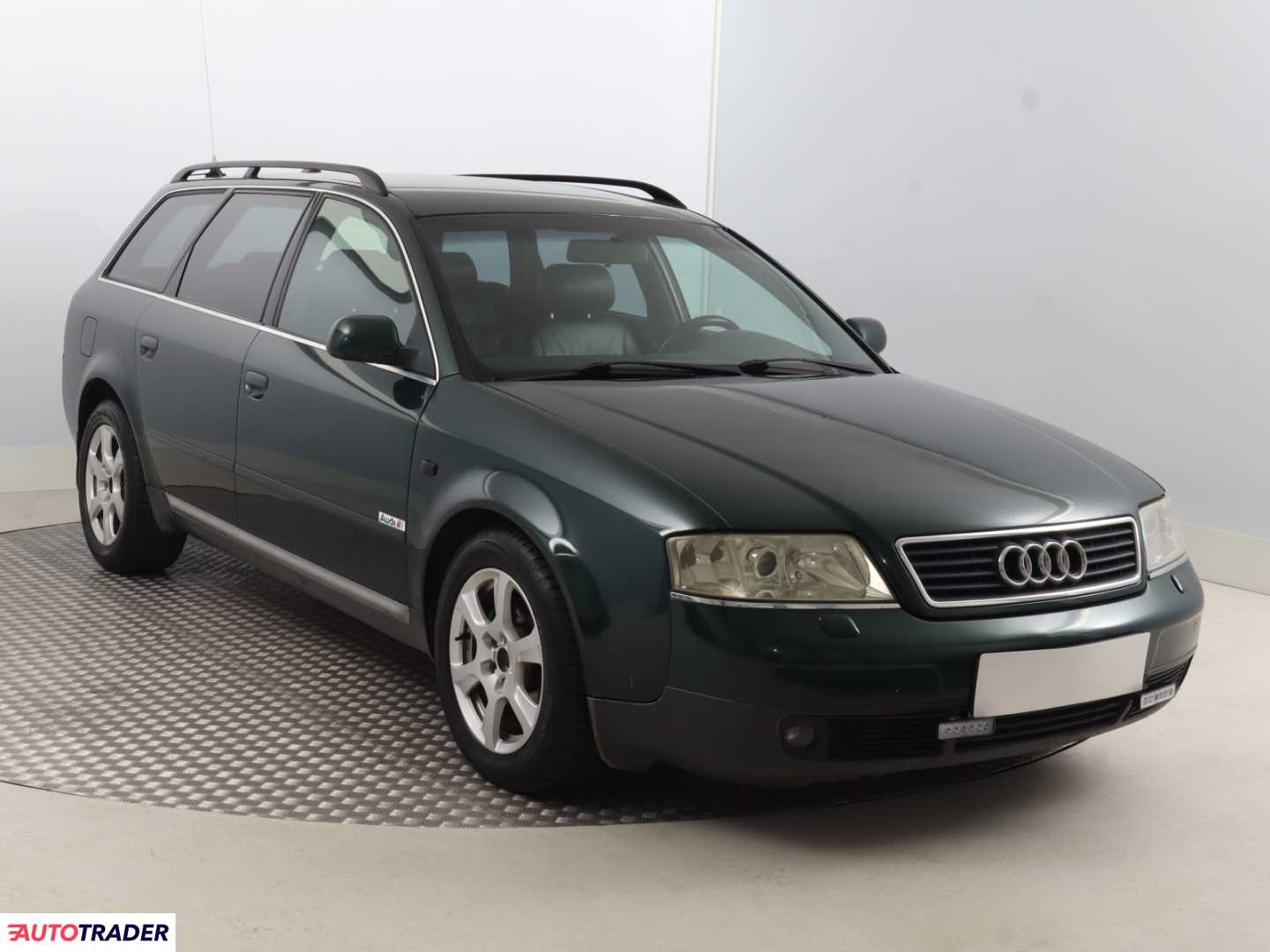 Audi A6 1999 2.5 147 KM
