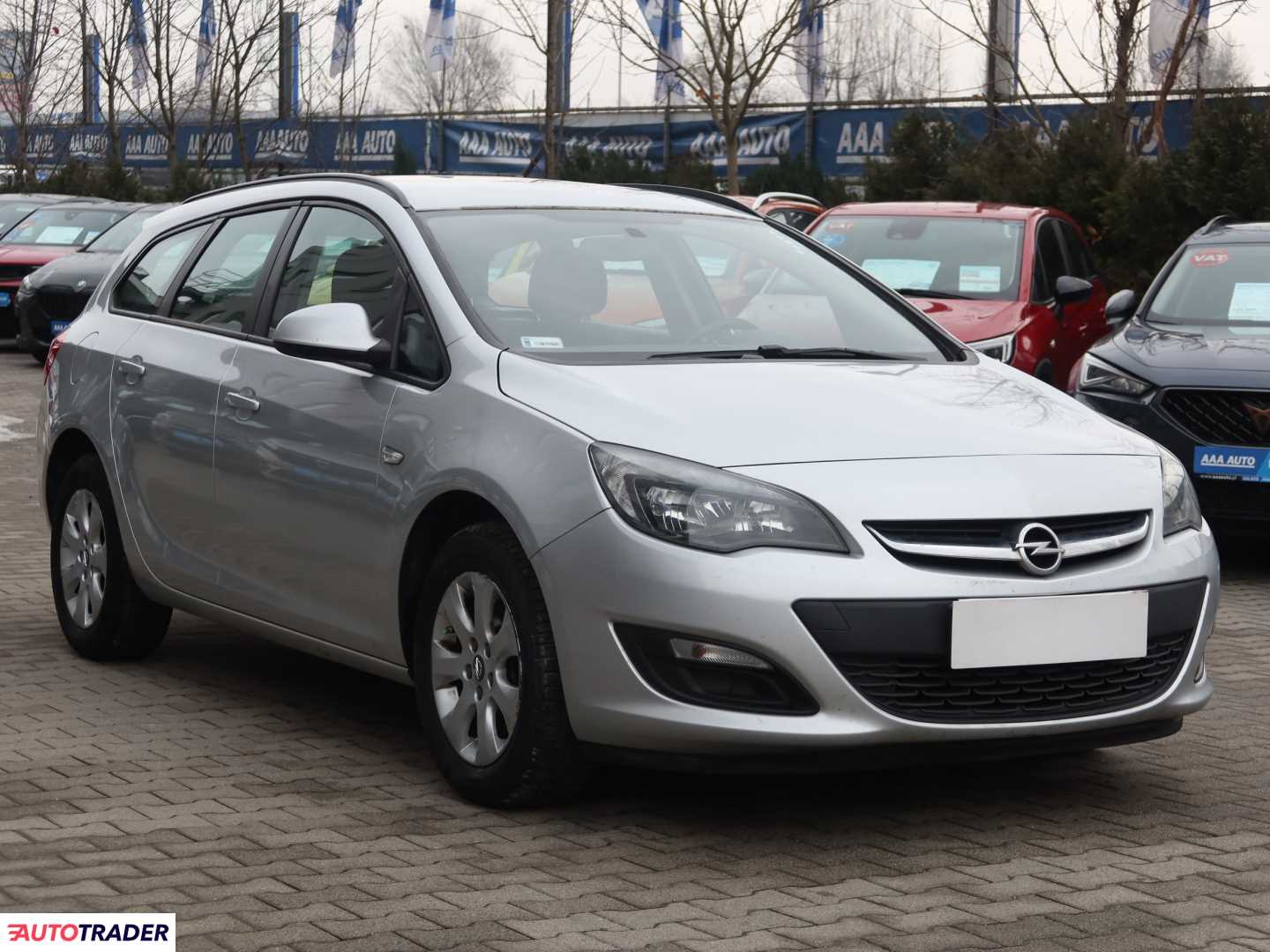 Opel Astra 1.6 108 KM 2015r. (Piaseczno)