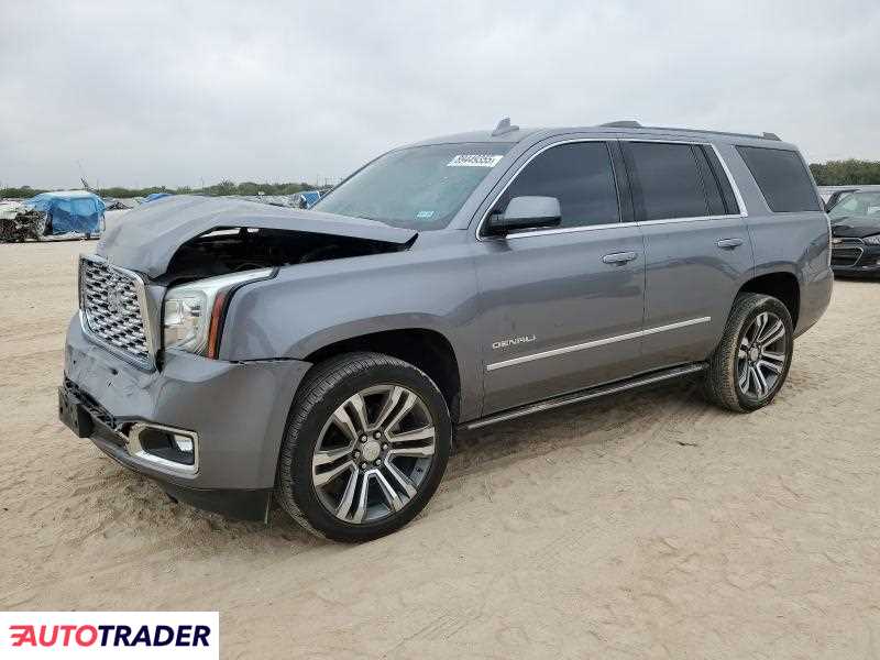 GMC Yukon 2019 6