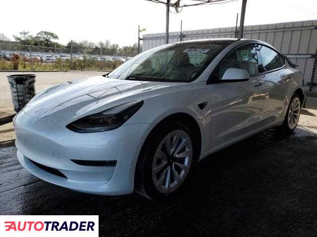 Tesla Model 3 2023