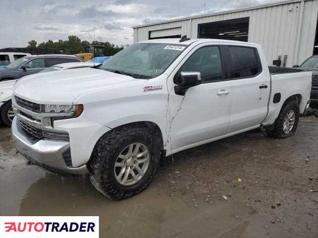 Chevrolet Silverado 5.0 benzyna 2019r. (MONTGOMERY)