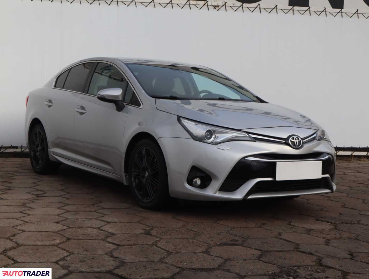 Toyota Avensis 2015 2.0 150 KM