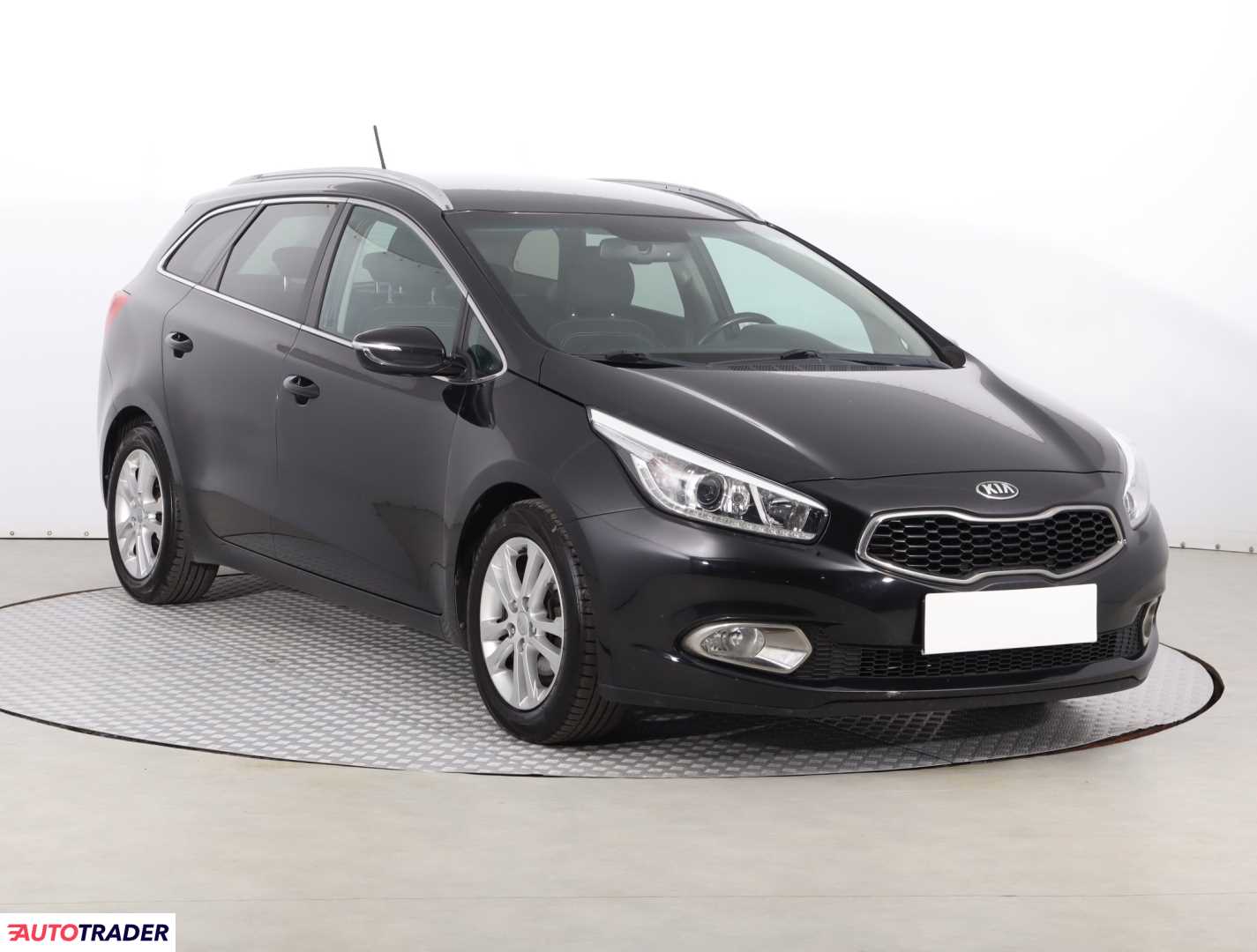 Kia Ceed 2014 1.6 132 KM Kia Ceed 2014 1.6 132 KM
