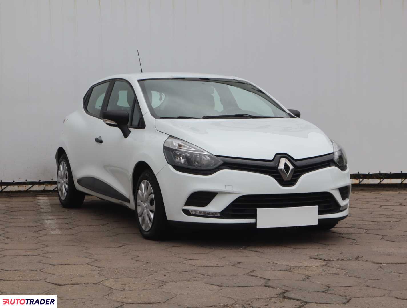 Renault Clio 2018 0.9 75 KM