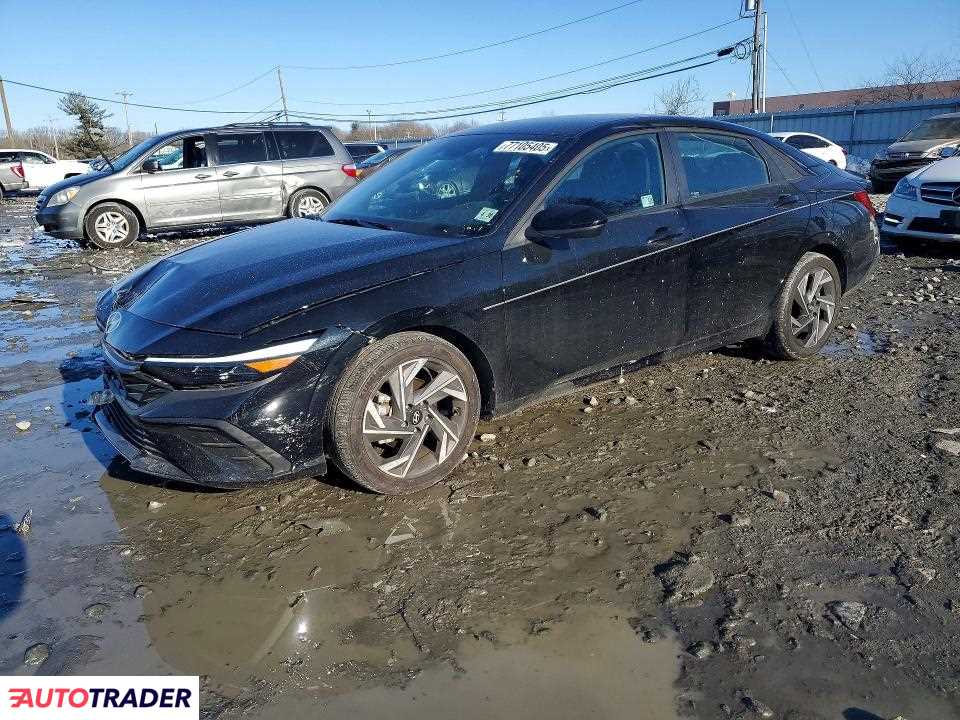 Hyundai Elantra 2025 2