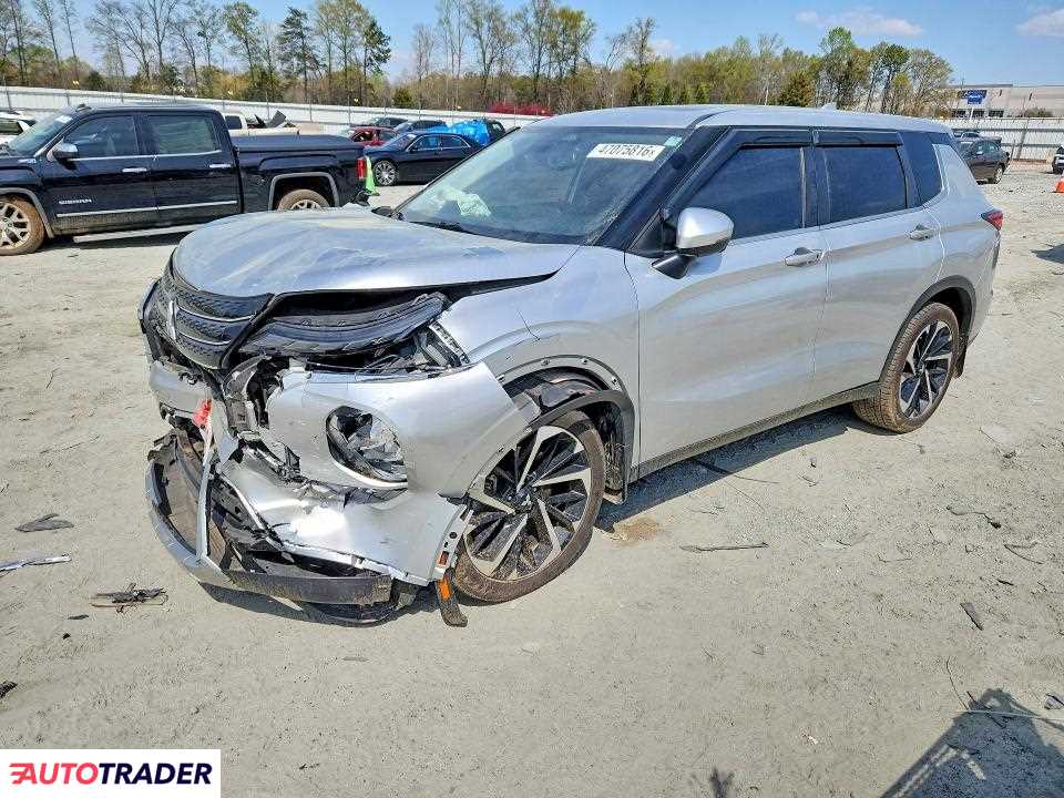 Mitsubishi Outlander 2022 2