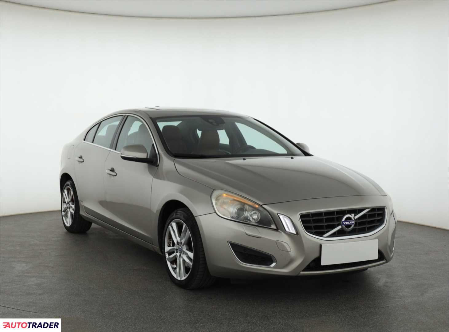Volvo S60 2011 2.0 160 KM