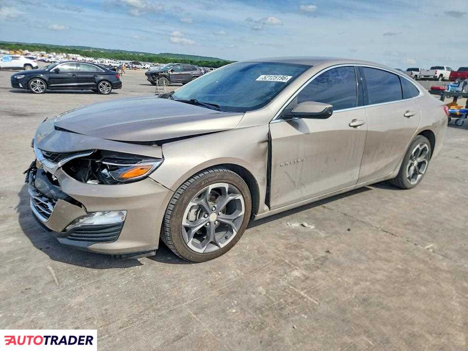 Chevrolet Malibu 2022 1