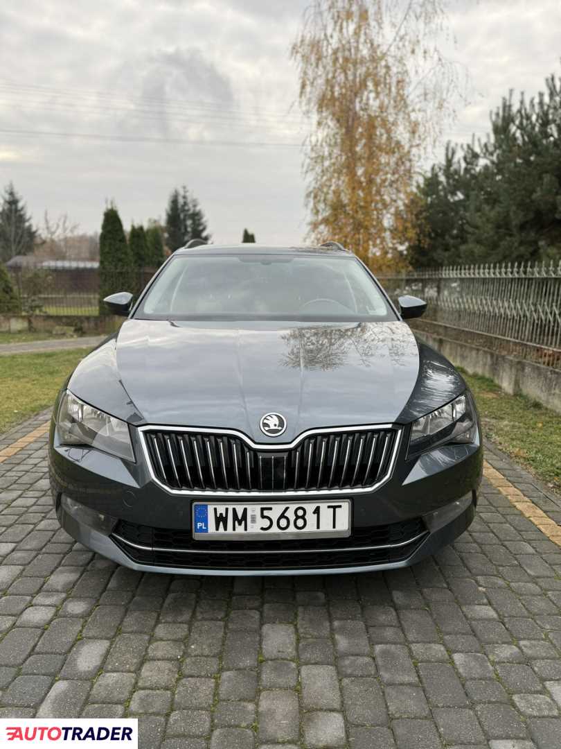 Skoda Superb 2016 1.6 120 KM