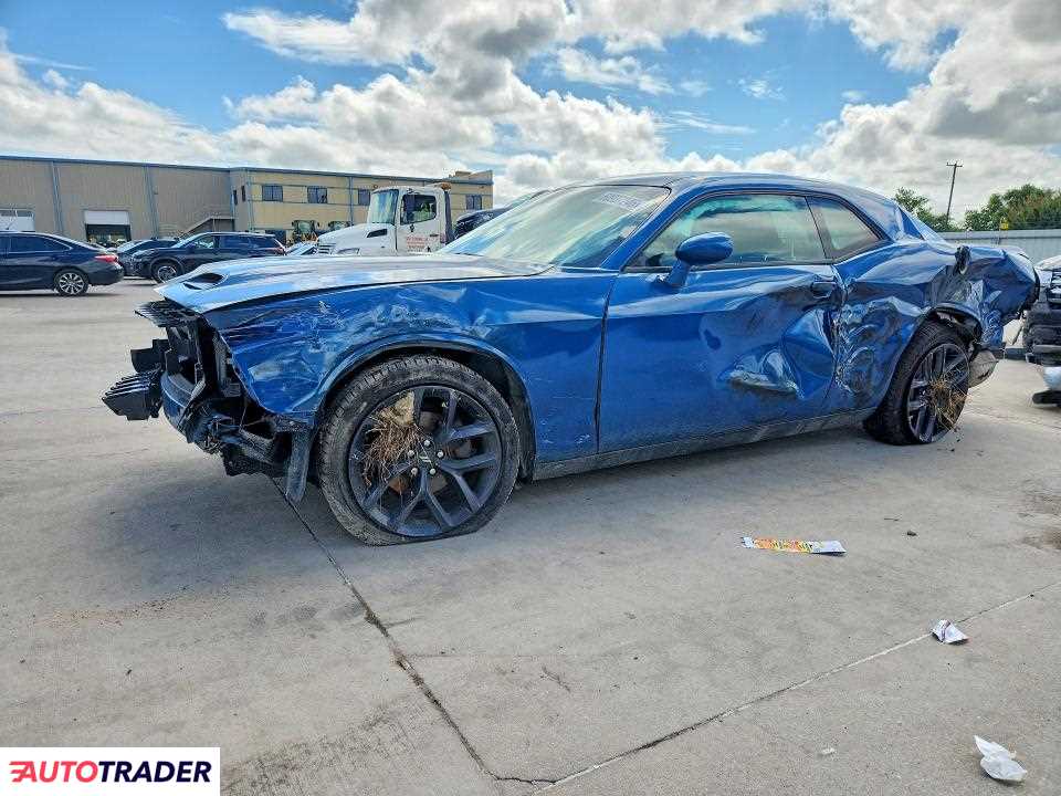 Dodge Challenger 2021 3