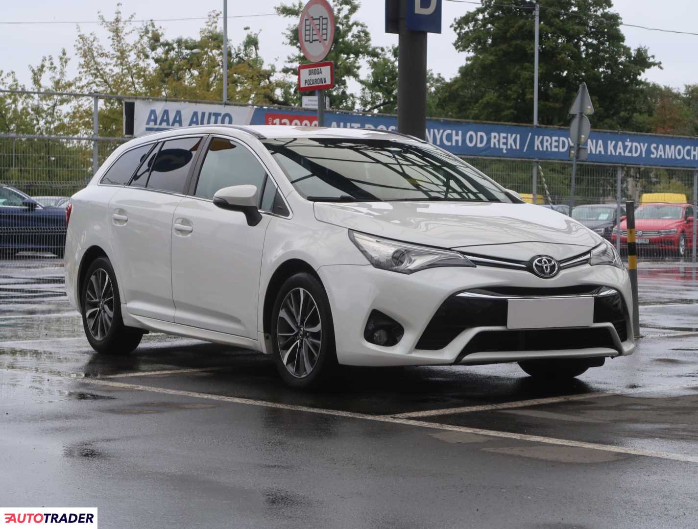 Toyota Avensis 2015 2.0 140 KM