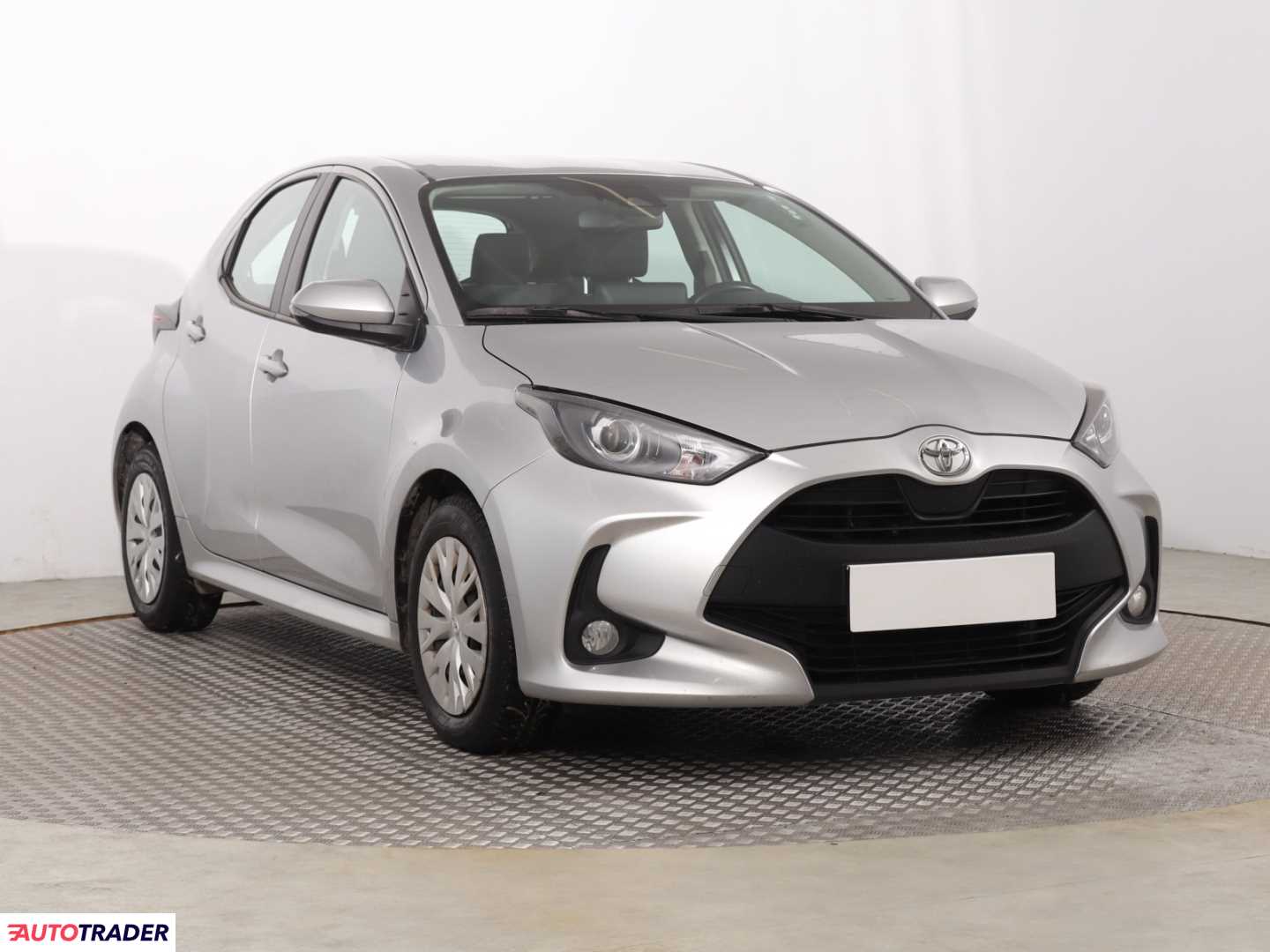 Toyota Yaris 2023 1.5 123 KM