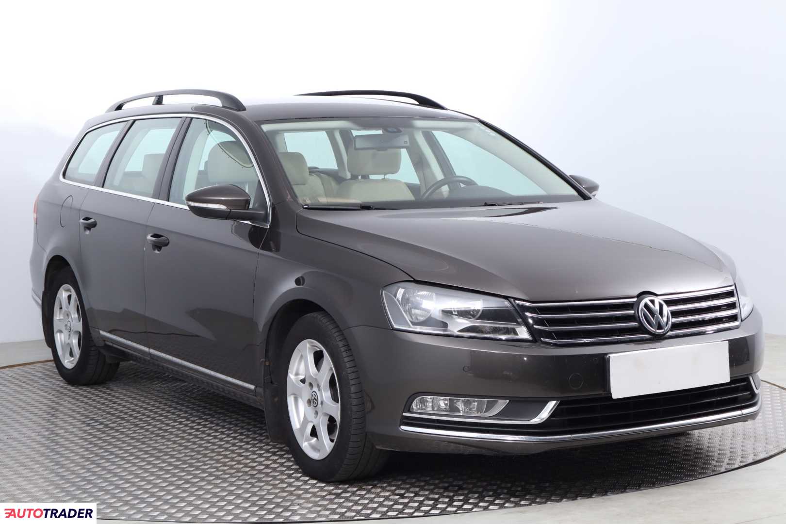 Volkswagen Passat 2013 2.0 138 KM