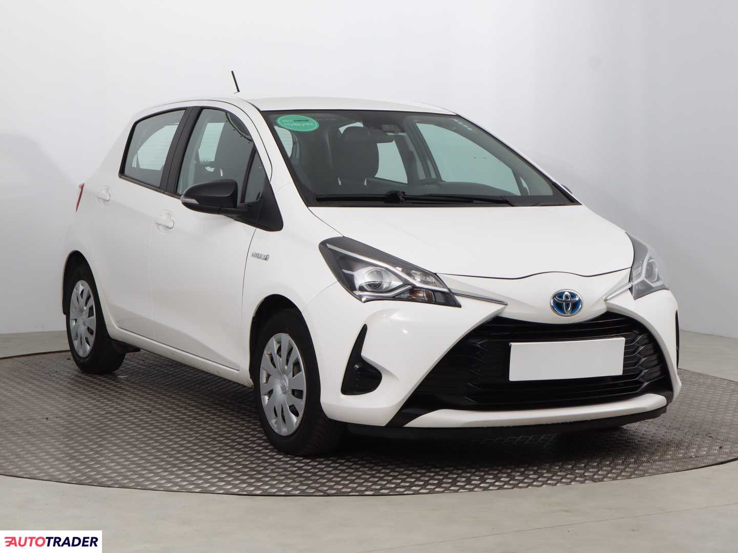 Toyota Yaris 2018 1.5 99 KM Toyota Yaris 2018 1.5 99 KM