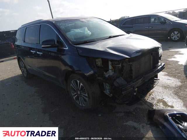 Kia Sedona 2021 3