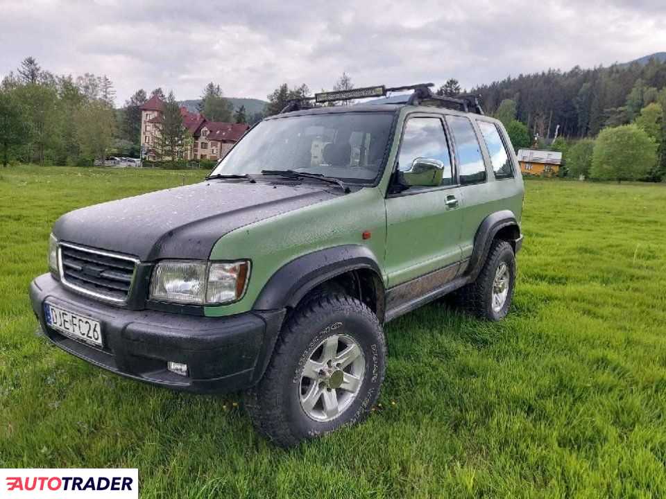 Isuzu Trooper 2000 3.5 215 KM