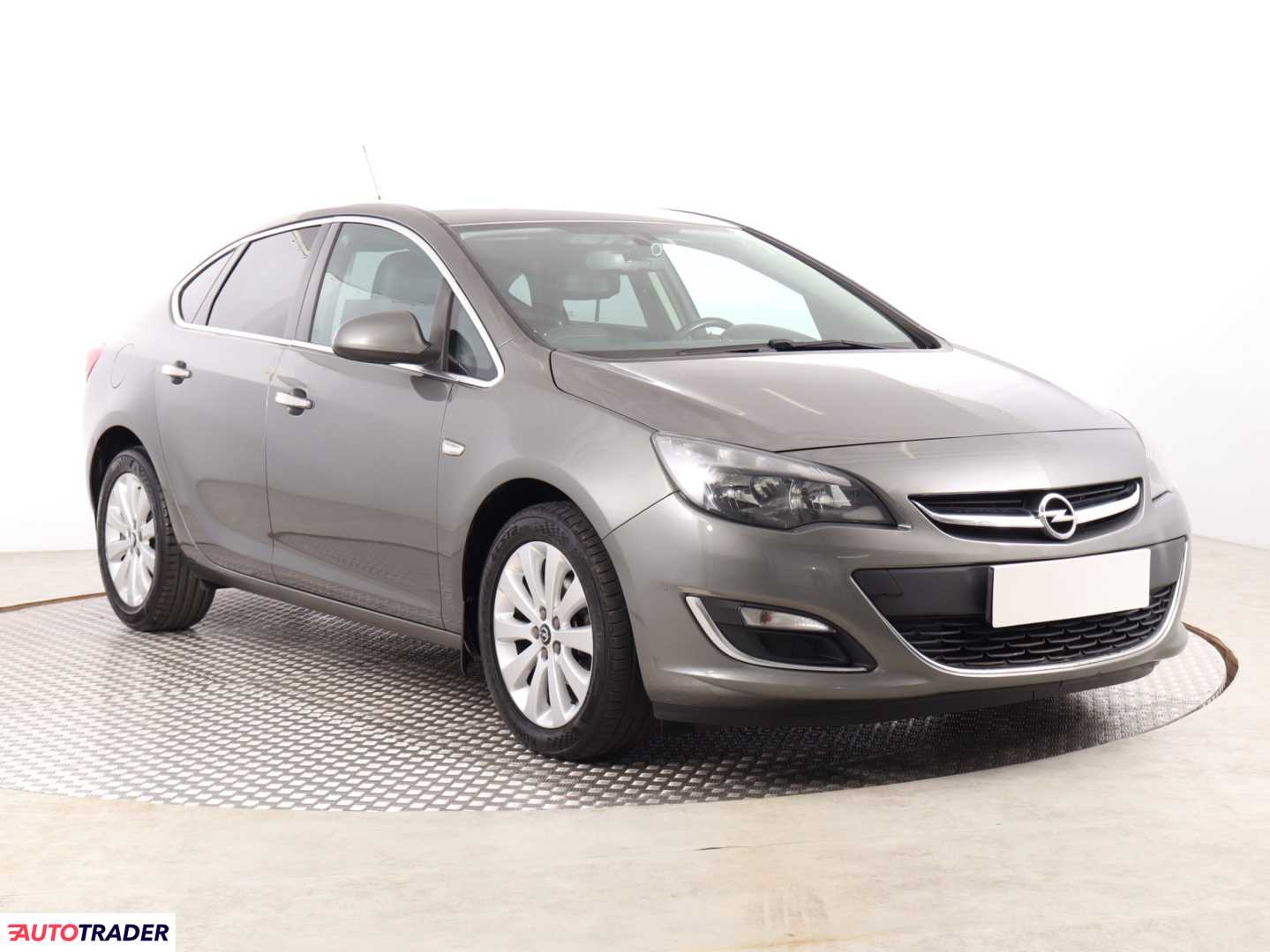 Opel Astra 2017 1.4 138 KM