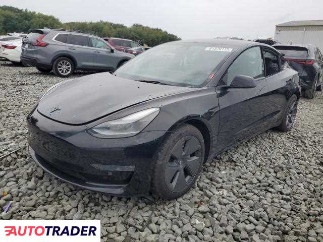 Tesla Model 3 2023